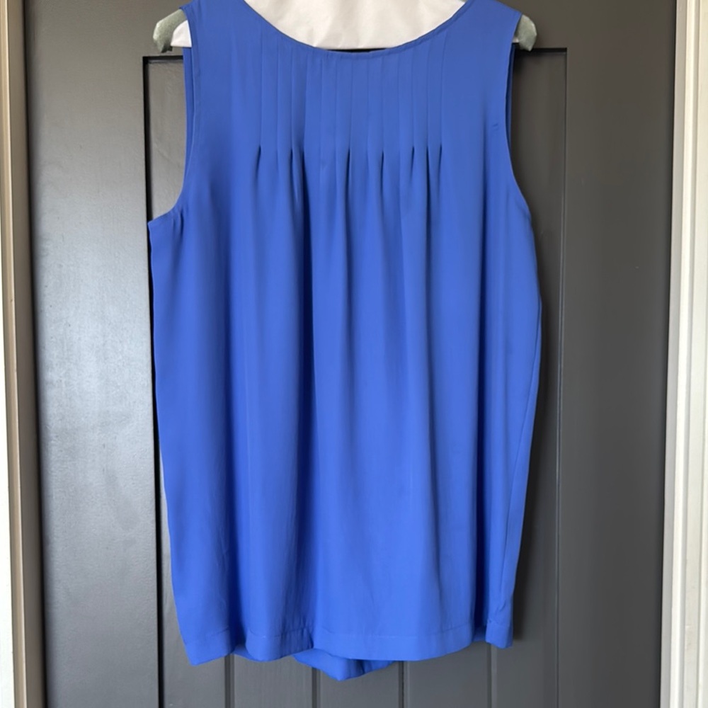 LOFT Blue Pleated Sleeveless Tank Top